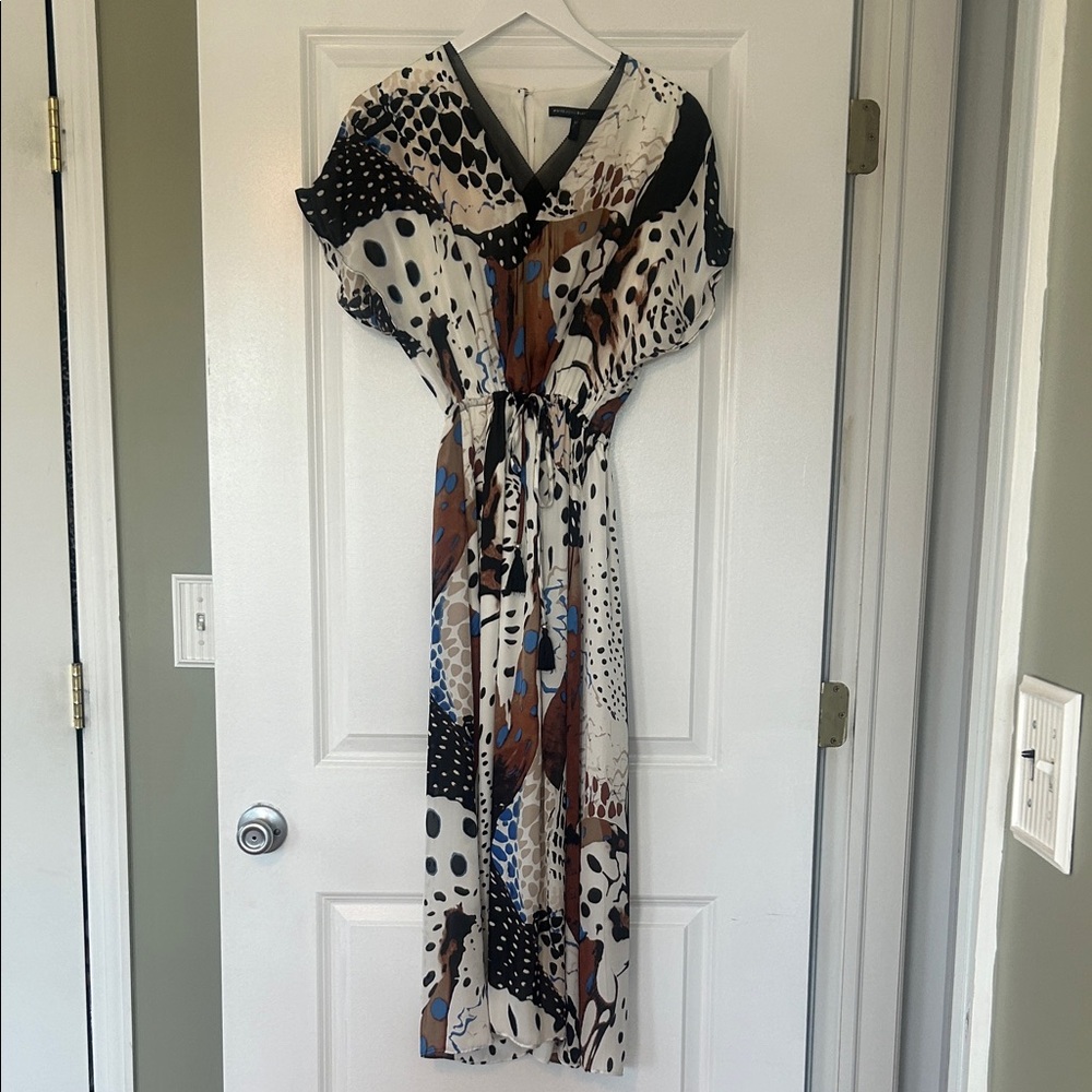 Abstract Print V-Neck Maxi Dress in White, Brown and Black